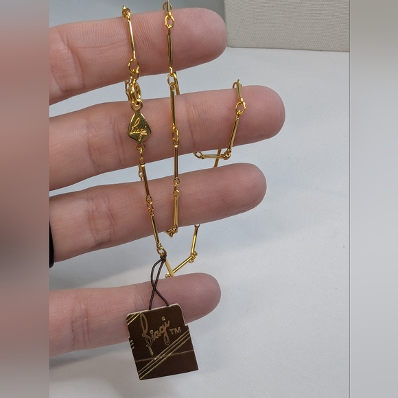 New Vintage Biagi Gold Necklace - Picture 6 of 7